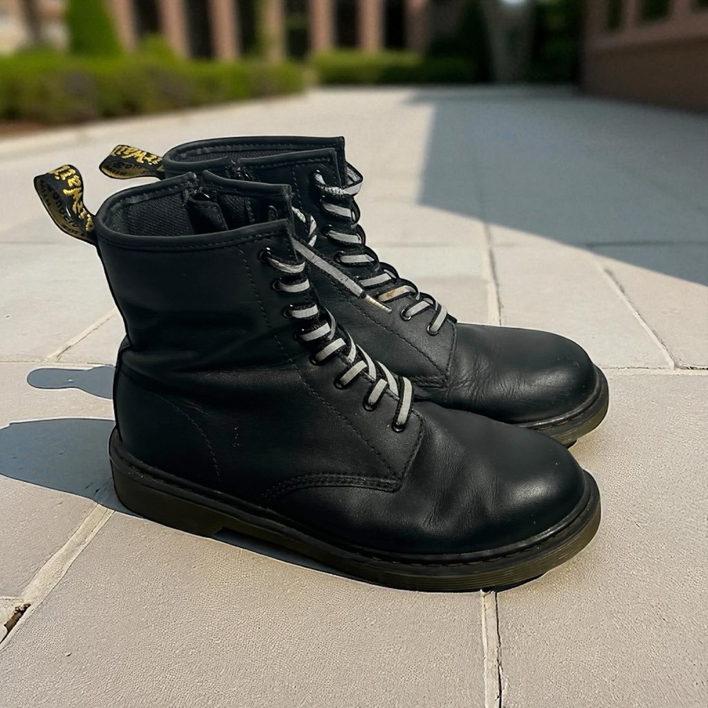 🔥 Dr. Martens 1460 Zip Combat Leather Boots 🔥